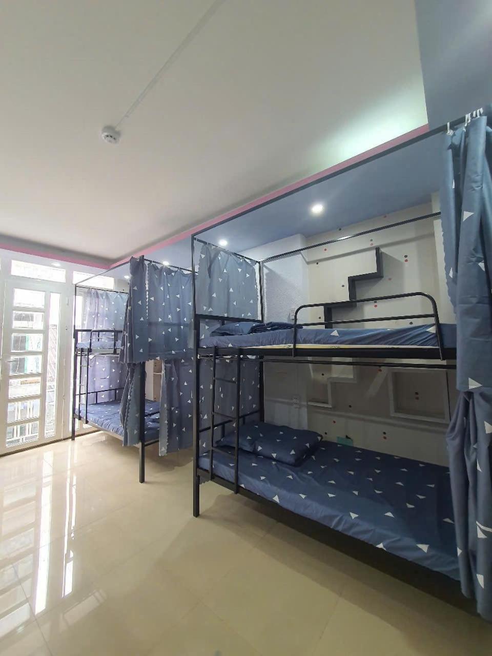 Sen Alley Dormitory Хошимин Экстерьер фото